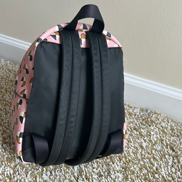 Coach - Picture 3 of 13